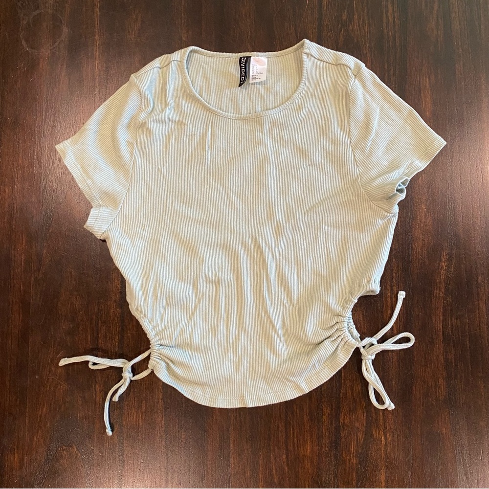 Size L Divided Top